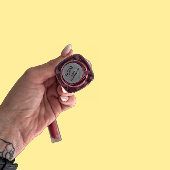 Bang Beauty Lipgloss in Spice - Picture 2 of 2